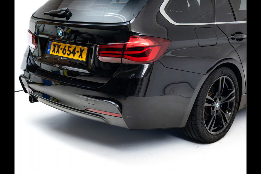 BMW 3 Serie Touring 318i M Sport Edition | Leer | Stoelverwarming | Elec. trekhaak | Navigatie pro | Camera | Cruise, LMV 18", Elec. achterklep