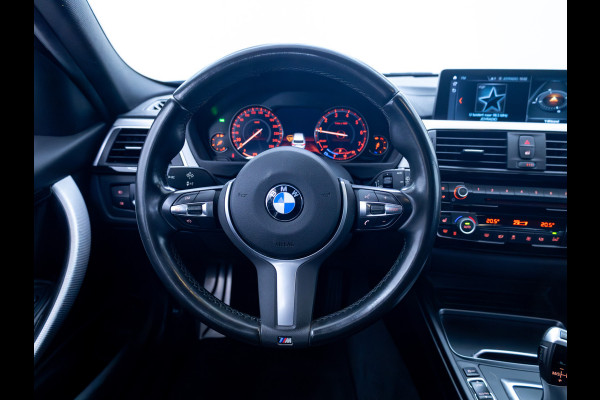 BMW 3 Serie Touring 318i M Sport Edition | Leer | Stoelverwarming | Elec. trekhaak | Navigatie pro | Camera | Cruise, LMV 18", Elec. achterklep