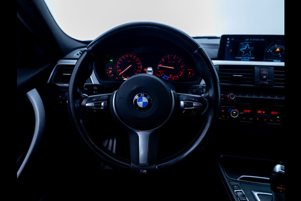 BMW 3 Serie Touring 318i M Sport Edition | Leer | Stoelverwarming | Elec. trekhaak | Navigatie pro | Camera | Cruise, LMV 18", Elec. achterklep