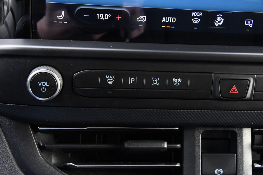 Ford Transit Custom 300 2.0 TDCI L1H1 Limited PB Edition Adaptieve Cruise, Camera, Carplay, 170pk, Stoelverwarming, LED, Automaat, Uniek!