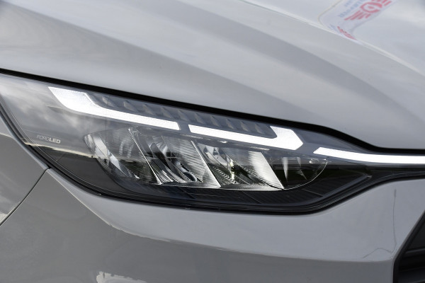 Ford Transit Custom 300 2.0 TDCI L1H1 Limited PB Edition Adaptieve Cruise, Camera, Carplay, 170pk, Stoelverwarming, LED, Automaat, Uniek!