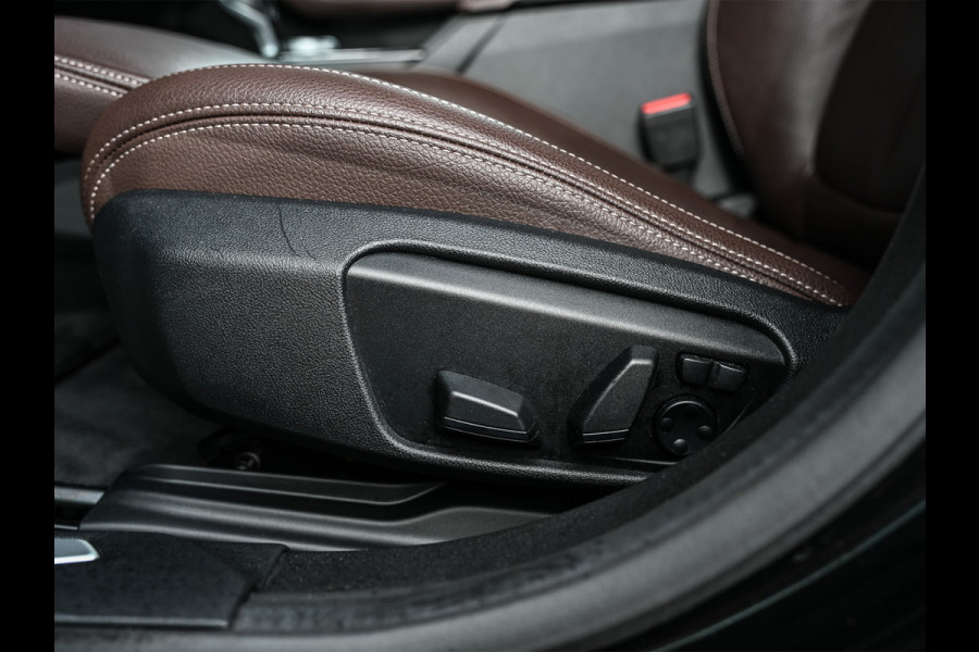 BMW 2 Serie Gran Coupé M235i xDrive High Executive · M-Sport · Panoramadak · Sport brakes · Memory Seats · Head-Up · Camera · Carplay · Comf