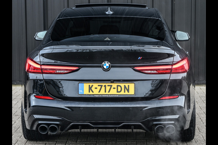 BMW 2 Serie Gran Coupé M235i xDrive High Executive · M-Sport · Panoramadak · Sport brakes · Memory Seats · Head-Up · Camera · Carplay · Comf