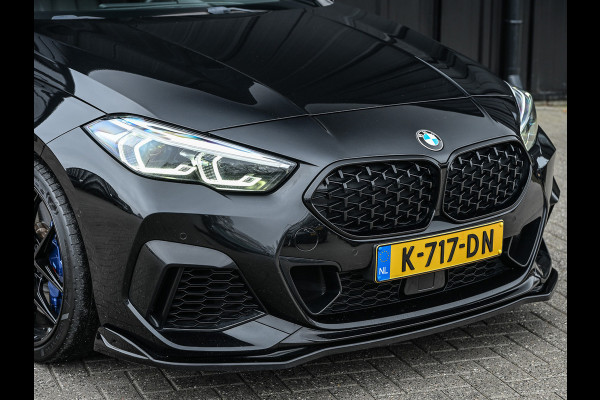 BMW 2 Serie Gran Coupé M235i xDrive High Executive · M-Sport · Panoramadak · Sport brakes · Memory Seats · Head-Up · Camera · Carplay · Comf