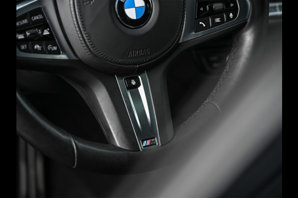 BMW 2 Serie Gran Coupé M235i xDrive High Executive · M-Sport · Panoramadak · Sport brakes · Memory Seats · Head-Up · Camera · Carplay · Comf
