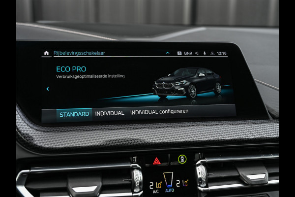 BMW 2 Serie Gran Coupé M235i xDrive High Executive · M-Sport · Panoramadak · Sport brakes · Memory Seats · Head-Up · Camera · Carplay · Comf