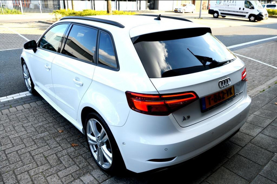 Audi A3 Sportback 40 e-tron Sport 204PK S18/LED/CAM/NAV/LEER