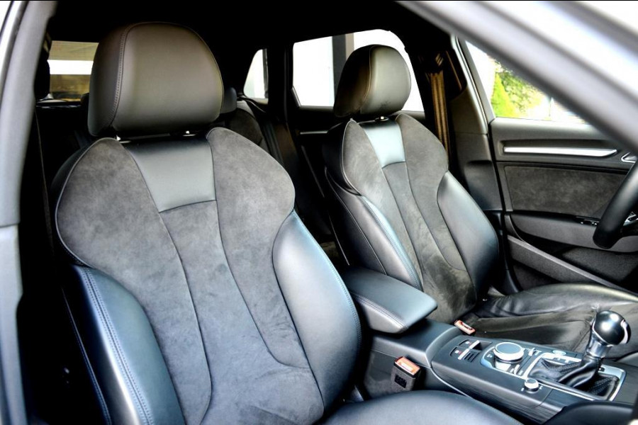 Audi A3 Sportback 40 e-tron Sport 204PK S18/LED/CAM/NAV/LEER