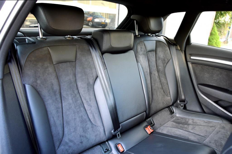 Audi A3 Sportback 40 e-tron Sport 204PK S18/LED/CAM/NAV/LEER