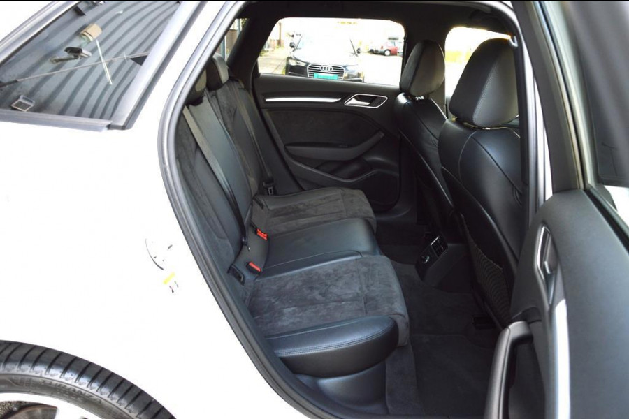 Audi A3 Sportback 40 e-tron Sport 204PK S18/LED/CAM/NAV/LEER