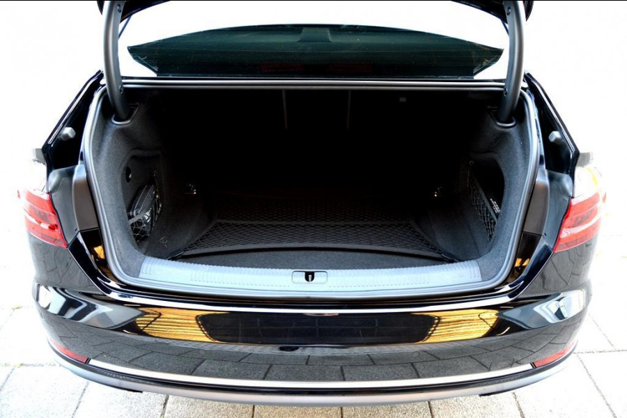 Audi A4 35 TFSI Sport AUT ECC/PDC/LED/XENON/LMV18/LEDER/NAVI