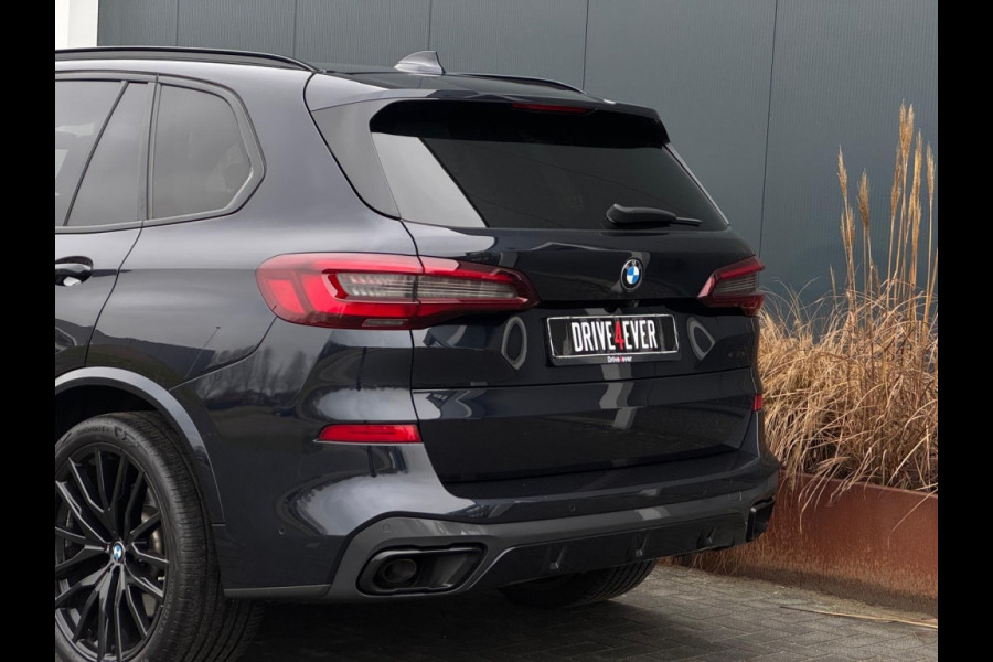 BMW X5 xDrive40d M PACK PANO KUIPSTOELEN LEDER LED NAVI CAMERA