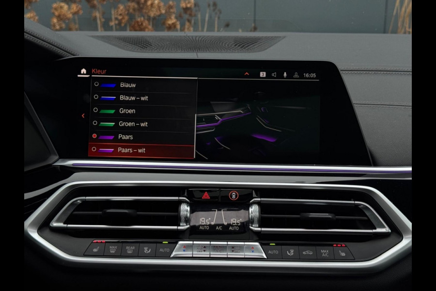 BMW X5 xDrive40d M PACK PANO KUIPSTOELEN LEDER LED NAVI CAMERA