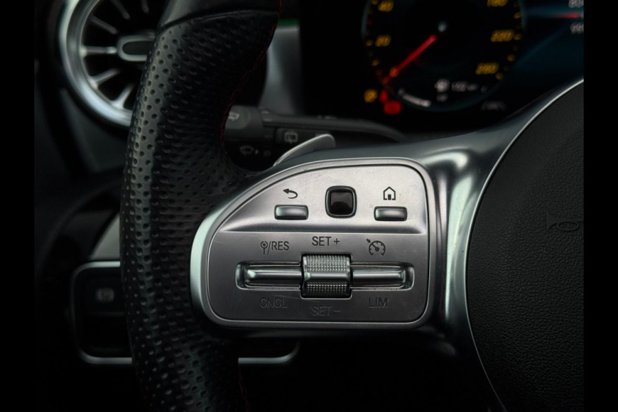 Mercedes-Benz CLA-Klasse Shooting Brake 180 Bns Sol. AMG FULL PANO SFEER NAVI CAMERA