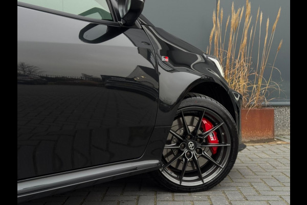 Toyota Yaris 1.6 Turbo GR Performance 280PK NIEUW SPERDIFF CLIMATE LEDER
