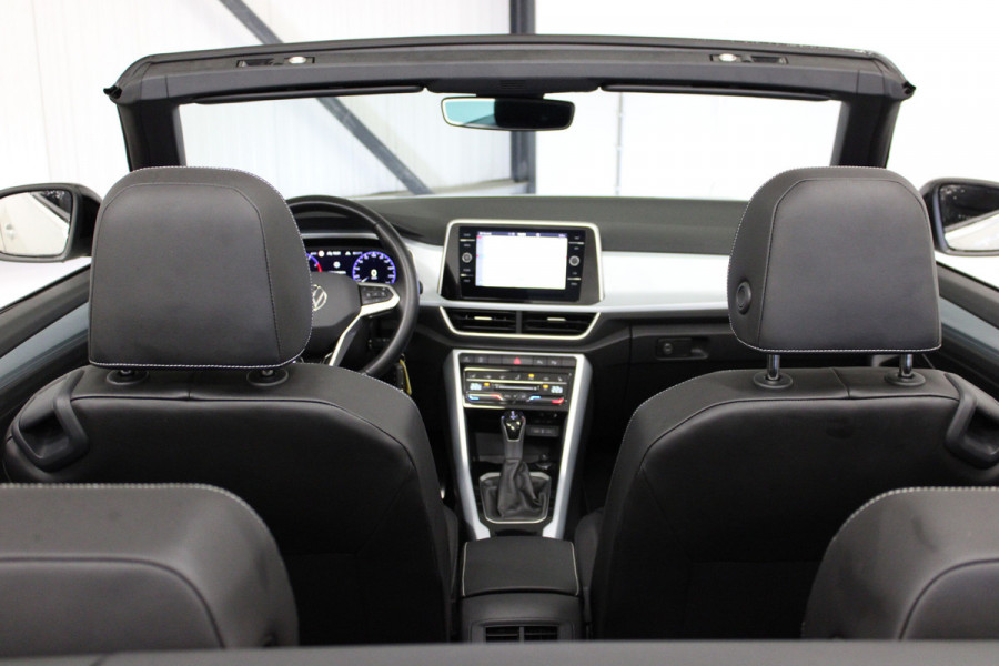 Volkswagen T-Roc Cabrio 1.5 TSI 150PK DSG STYLE VIRTUAL/NAVI/CARPLAY FABRIEKS GARANTIE