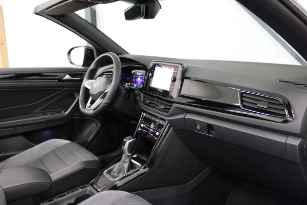 Volkswagen T-Roc Cabrio 1.5 TSI 150PK DSG R-LINE SPORT LEDER/MATRIX-LED/NAVI/CARPLAY/FABRIEKS GARANTIE