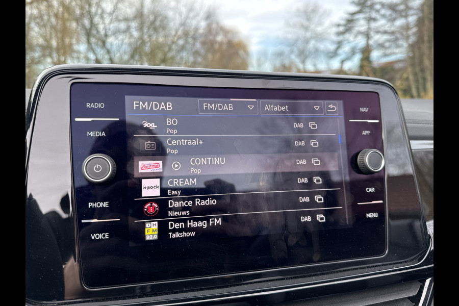 Volkswagen T-Roc Cabrio 1.5 TSI 150PK DSG R-LINE SPORT LEDER/MATRIX-LED/NAVI/CARPLAY/FABRIEKS GARANTIE