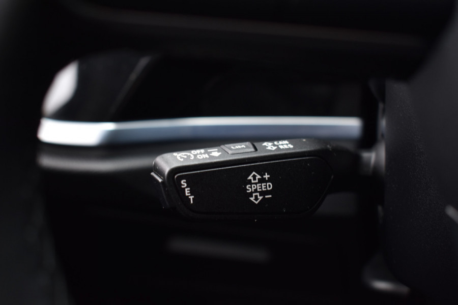 Audi Q3 35TFSI 150PK S-TRONIC PRO LINE VIRTUAL/PDC/NAVI