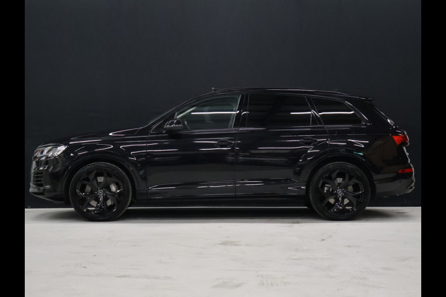 Audi Q7 55 TFSI e quattro Sport S [SCHUIFKANTELDAK, ADAPTIVE CRUISE, 360 CAMERA, TREKHAAK INKLAPBAAR, MEMORY SEATS, LUCHTVERING, STOELMASSAGE, APPLE CARPLAY, ANDROID, STUURVERWARMING, STOELVENTILATIE, STOELVERWARMING, VOL LED