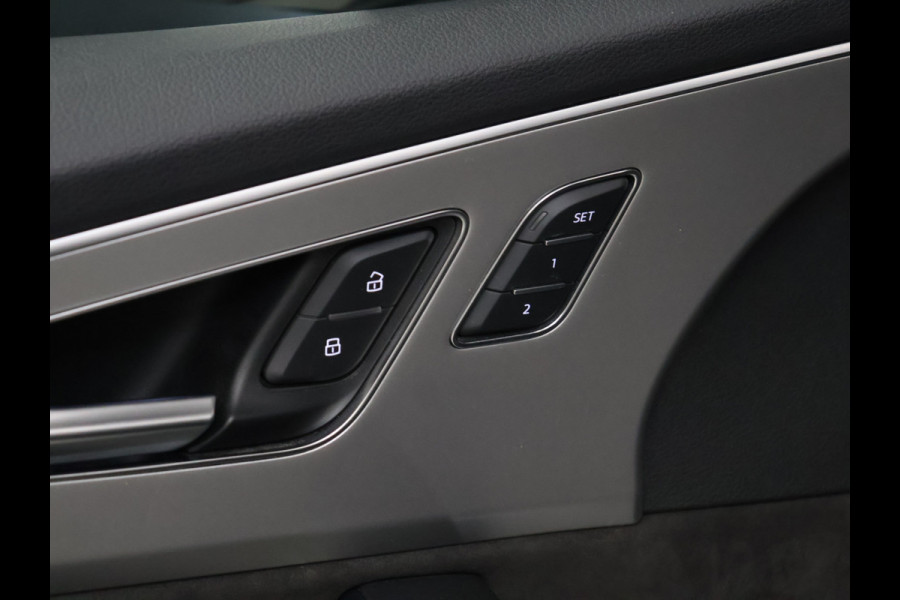 Audi Q7 55 TFSI e quattro Sport S [SCHUIFKANTELDAK, ADAPTIVE CRUISE, 360 CAMERA, TREKHAAK INKLAPBAAR, MEMORY SEATS, LUCHTVERING, STOELMASSAGE, APPLE CARPLAY, ANDROID, STUURVERWARMING, STOELVENTILATIE, STOELVERWARMING, VOL LED