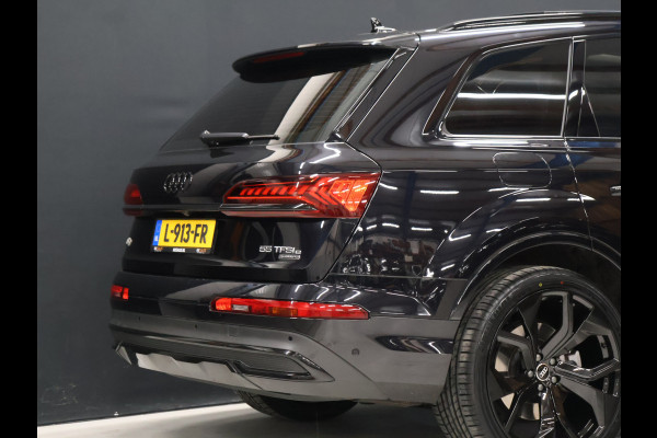 Audi Q7 55 TFSI e quattro Sport S [SCHUIFKANTELDAK, ADAPTIVE CRUISE, 360 CAMERA, TREKHAAK INKLAPBAAR, MEMORY SEATS, LUCHTVERING, STOELMASSAGE, APPLE CARPLAY, ANDROID, STUURVERWARMING, STOELVENTILATIE, STOELVERWARMING, VOL LED