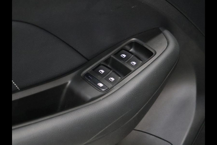 MG Mg Zs EV Luxury 45 kWh [SCHUIFKANTELDAK, APPLE CARPLAY, ANDROID, ELEK. VERSTELBARE STOELEN, STOELVERWARMING, ADAPTIVE CRUISE, CAMERA, VOL LEDER, THUISLADER, KEYLESS ENTRY, NIEUWSTAAT]