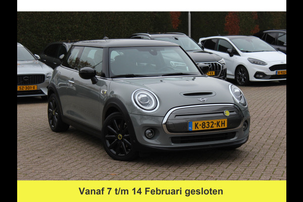 MINI Mini Electric Charged 33 kWh / SOH 95.1% / Camera / Head-up / Leder / Harman Kardon / Keyless / 17'' / CarPlay / Stoelverwarming / Matrix LED / DAB / Cruise Control