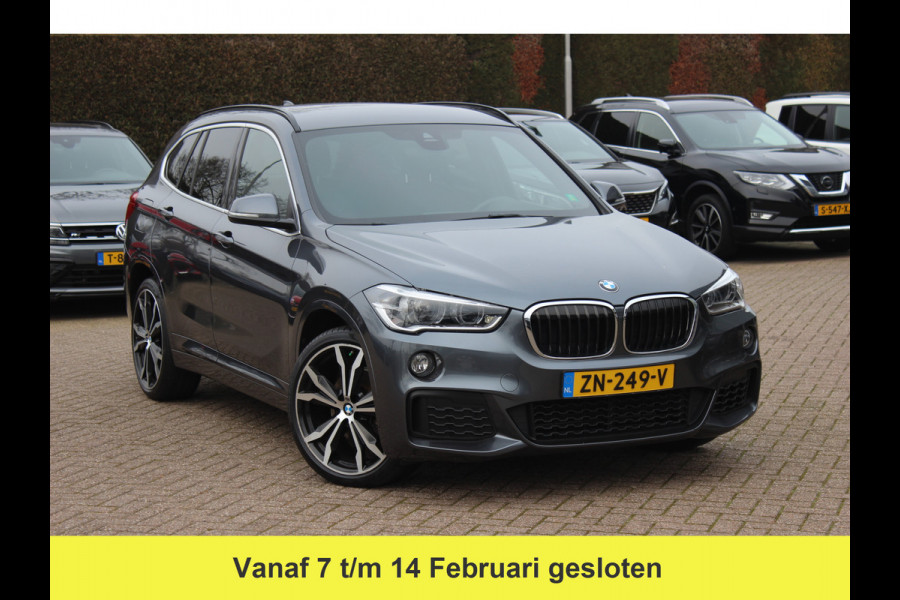 BMW X1 sDrive18i Executive Ed. M Sport / Trekhaak / Camera / Head-up / Alcantara / Navigatie / Sportstoelen / Getint glas / Cruise Control