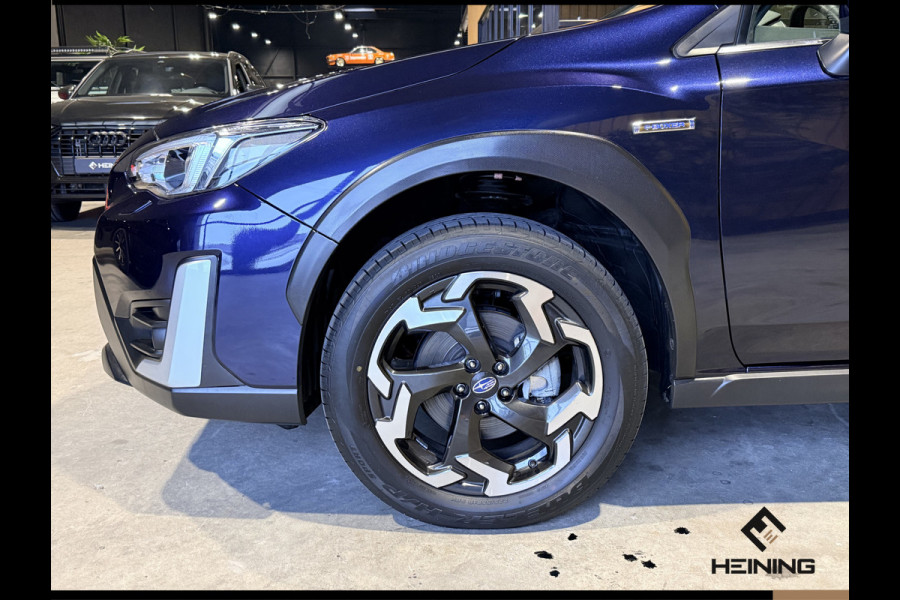 Subaru XV 2.0i e-BOXER Luxury. Automaat 4X4. Adaptive-cruise. Apple-carplay. Navi. Camera voor en achter. 49000km met NAP.