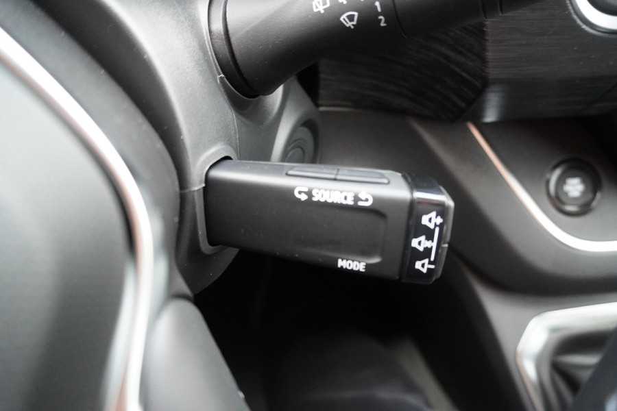 Renault Trafic 2.0 Bleu dCi EDC 170PK L2H1 Luxe dubbelCabine Automaat Schuifdeur L/R Nr.V902 |  Climate | Navi | Camera |