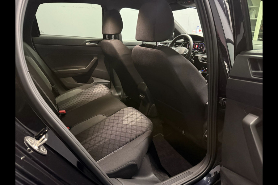 Volkswagen Polo 1.0 TSI R-Line IQ Aut 2023