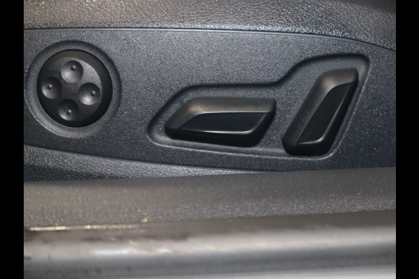 Audi A5 Cabriolet 40 TFSI S-LINE ** LED, VIRTUAL, HALF-LEDER, ACC, MEMORY, 19-inch LMV, SPIEGEL ** UNFALLFREI - Vol. AUDI Onderh ** ** INFORMEER OOK NAAR ONZE AANTREKKELIJKE FINANCIAL-LEASE TARIEVEN **