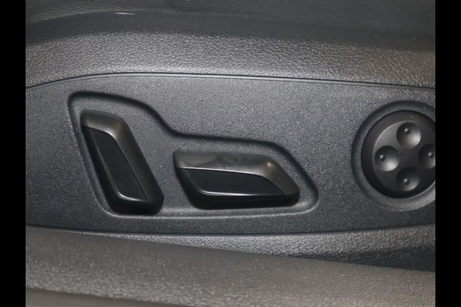 Audi A5 Cabriolet 40 TFSI S-LINE ** LED, VIRTUAL, HALF-LEDER, ACC, MEMORY, 19-inch LMV, SPIEGEL ** UNFALLFREI - Vol. AUDI Onderh ** ** INFORMEER OOK NAAR ONZE AANTREKKELIJKE FINANCIAL-LEASE TARIEVEN **