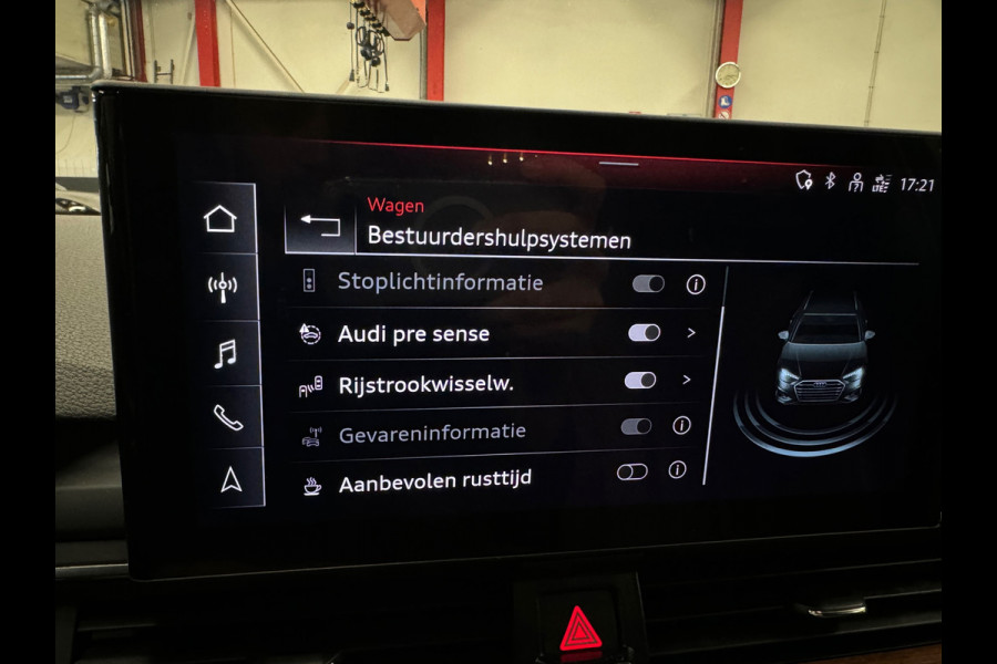 Audi A4 Avant 35 TDI Launch edition Sport Pano|Keyless|Leer