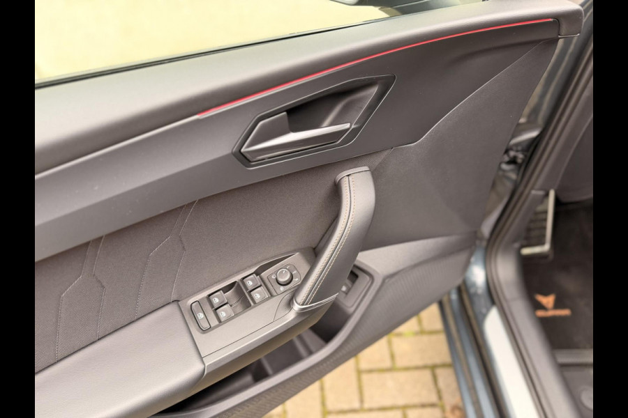 CUPRA Leon Sportstourer 1.4 e-Hybrid VZ Copper Edition Pano 19''