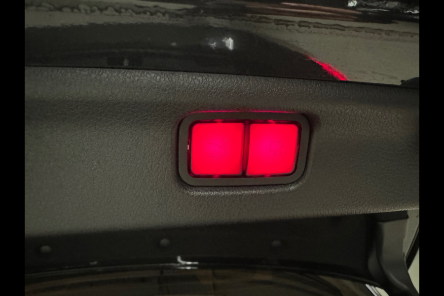 Mercedes-Benz C-Klasse 200 AMG Pano|Keyless|Memory|Burmester