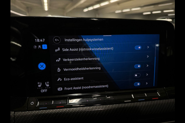 Volkswagen Golf 2.0 TSI R 4M Performance Pano|HuD|H/K|Akrapovic