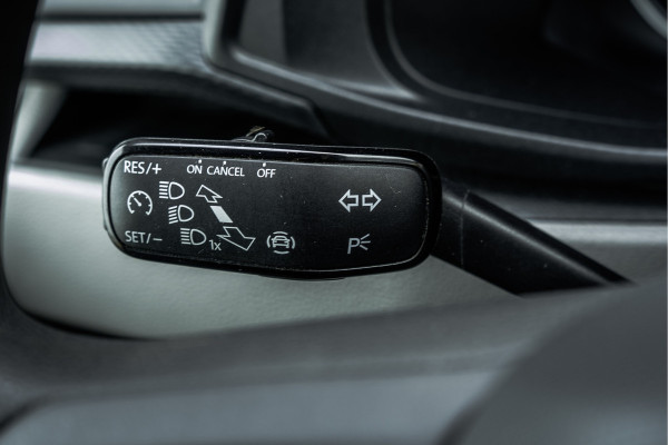 Volkswagen Transporter T6.1 2.0 TDI L2H3 | 150 PK | Trekhaak | Carplay | Navi | Cruise | Airco