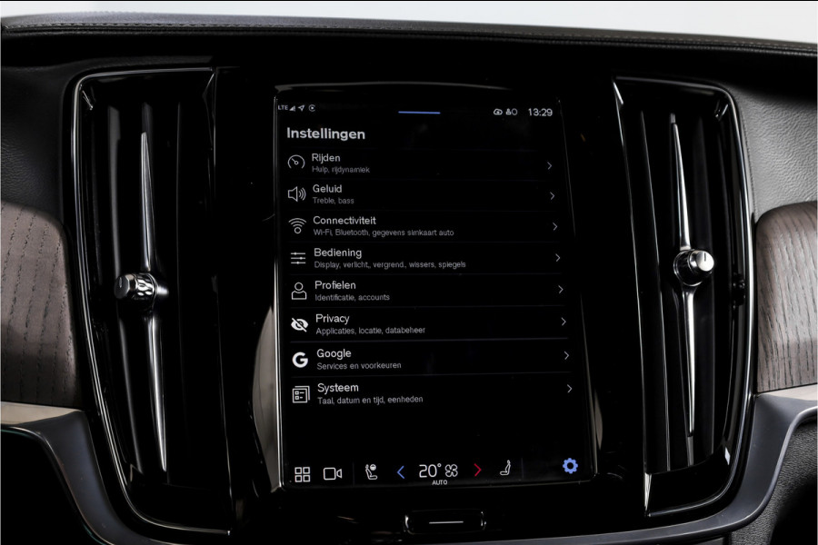 Volvo V90 2.0 B4 Inscription - Automaat Orig. NL | S/K- Panodak | Dig. Cockpit | Adapt. Cruise | Stoel-+Struurverw. | PDC | 360 Camera | NAV + App. Connect | ECC | Elek. KLep | Elek. Trekhaak | LM 20" |