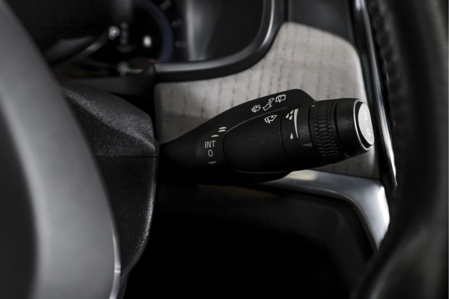 Volvo V90 2.0 B4 Inscription - Automaat Orig. NL | S/K- Panodak | Dig. Cockpit | Adapt. Cruise | Stoel-+Struurverw. | PDC | 360 Camera | NAV + App. Connect | ECC | Elek. KLep | Elek. Trekhaak | LM 20" |