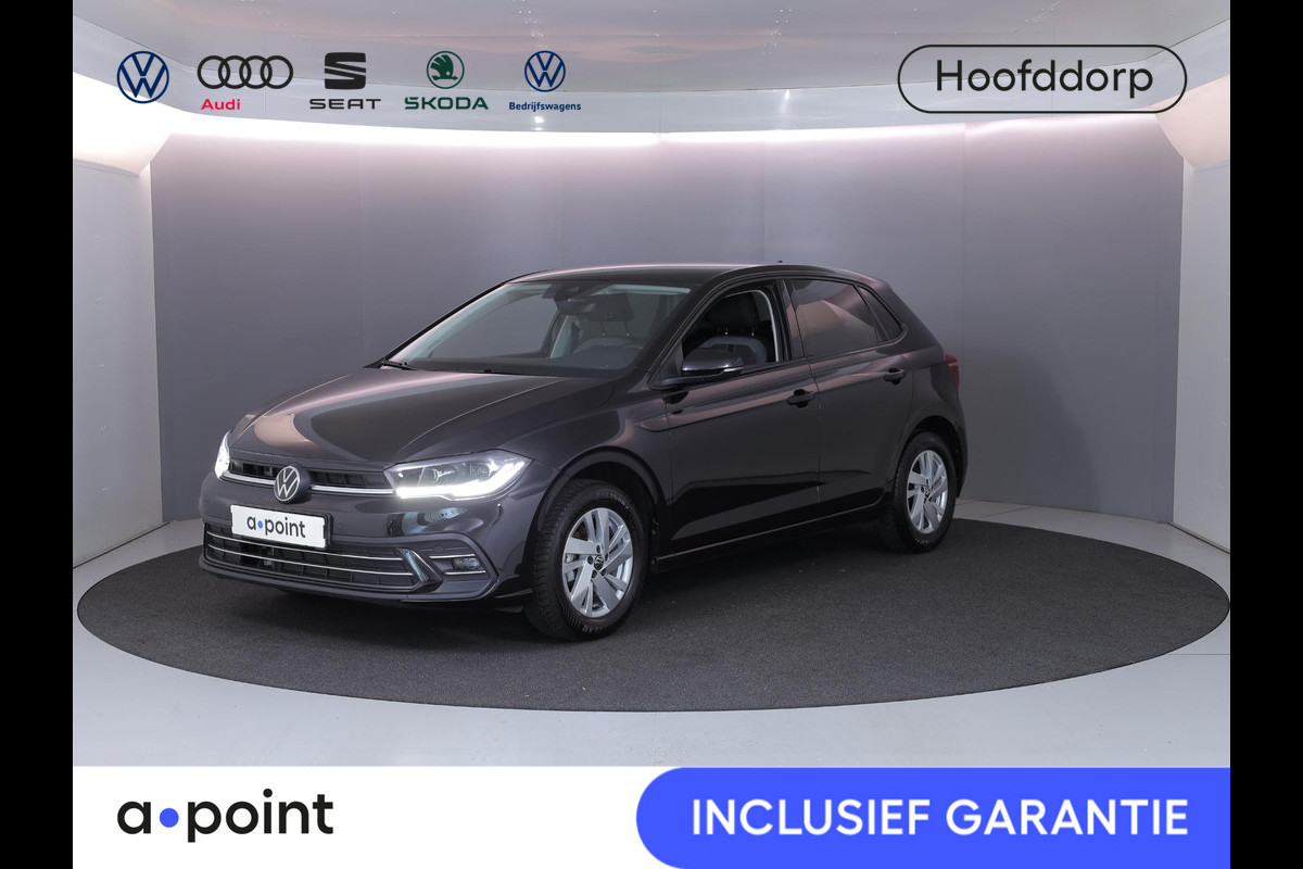 Volkswagen Polo 1.0 TSI Style 95 pk Automaat (DSG) | Navigatie | Parkeersensoren | Adaptieve cruise control | Matrix LED koplampen | Stoelverwarming |