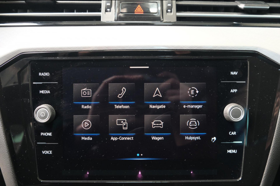 Volkswagen Passat Variant 1.4 TSI PHEV GTE Business - Cruise, Camera, Camera, Massage stoelen