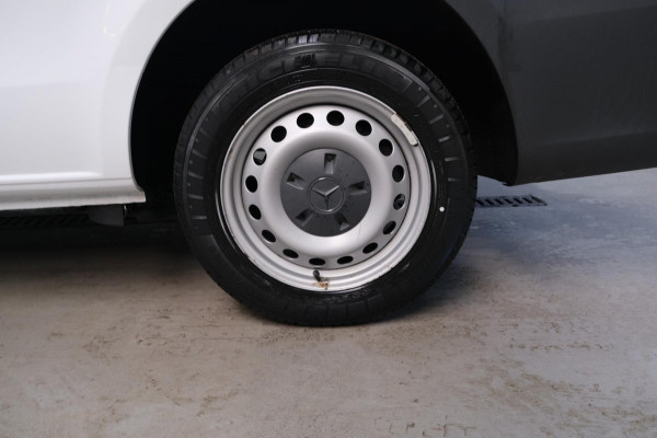 Mercedes-Benz Vito 111 CDI Lang - N.A.P. Airco, Trekhaak.