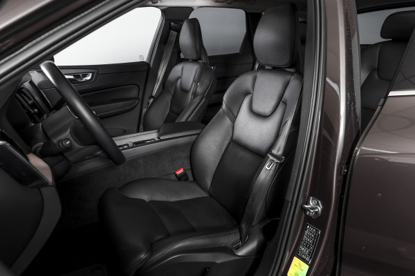 Volvo XC60 2.0 T6 Plug-in hybrid AWD Inscription Exclusive Orig. NL | Luchtvering | Elek. Trekhaak | S/k-panodak | Harman/Kardon | Adapt. Cruise | Stoel-+stuurverw. | 360 Camera | Elek. stoelen | NAV+App. Connect | ECC | LM 19" |