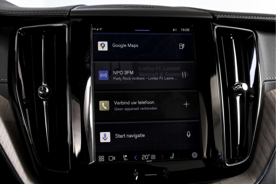 Volvo XC60 2.0 T6 Plug-in hybrid AWD Inscription Exclusive Orig. NL | Luchtvering | Elek. Trekhaak | S/k-panodak | Harman/Kardon | Adapt. Cruise | Stoel-+stuurverw. | 360 Camera | Elek. stoelen | NAV+App. Connect | ECC | LM 19" |