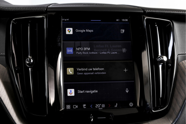 Volvo XC60 2.0 T6 Plug-in hybrid AWD Inscription Exclusive Orig. NL | Luchtvering | Elek. Trekhaak | S/k-panodak | Harman/Kardon | Adapt. Cruise | Stoel-+stuurverw. | 360 Camera | Elek. stoelen | NAV+App. Connect | ECC | LM 19" |