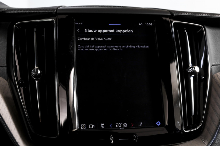 Volvo XC60 2.0 T6 Plug-in hybrid AWD Inscription Exclusive Orig. NL | Luchtvering | Elek. Trekhaak | S/k-panodak | Harman/Kardon | Adapt. Cruise | Stoel-+stuurverw. | 360 Camera | Elek. stoelen | NAV+App. Connect | ECC | LM 19" |