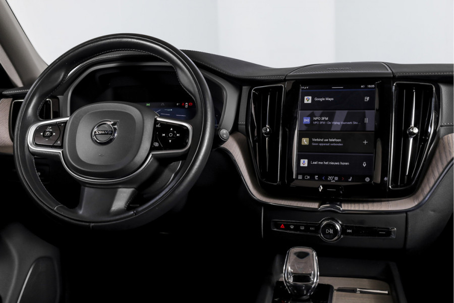 Volvo XC60 2.0 T6 Plug-in hybrid AWD Inscription Exclusive Orig. NL | Luchtvering | Elek. Trekhaak | S/k-panodak | Harman/Kardon | Adapt. Cruise | Stoel-+stuurverw. | 360 Camera | Elek. stoelen | NAV+App. Connect | ECC | LM 19" |
