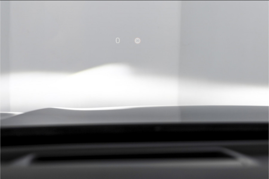 Volvo XC60 2.0 T6 Plug-in hybrid AWD Inscription Exclusive Orig. NL | Luchtvering | Elek. Trekhaak | S/k-panodak | Harman/Kardon | Adapt. Cruise | Stoel-+stuurverw. | 360 Camera | Elek. stoelen | NAV+App. Connect | ECC | LM 19" |